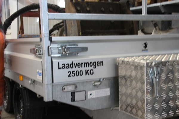 Laadvermogen van de aanhanger Laadvermogen van de aanhanger